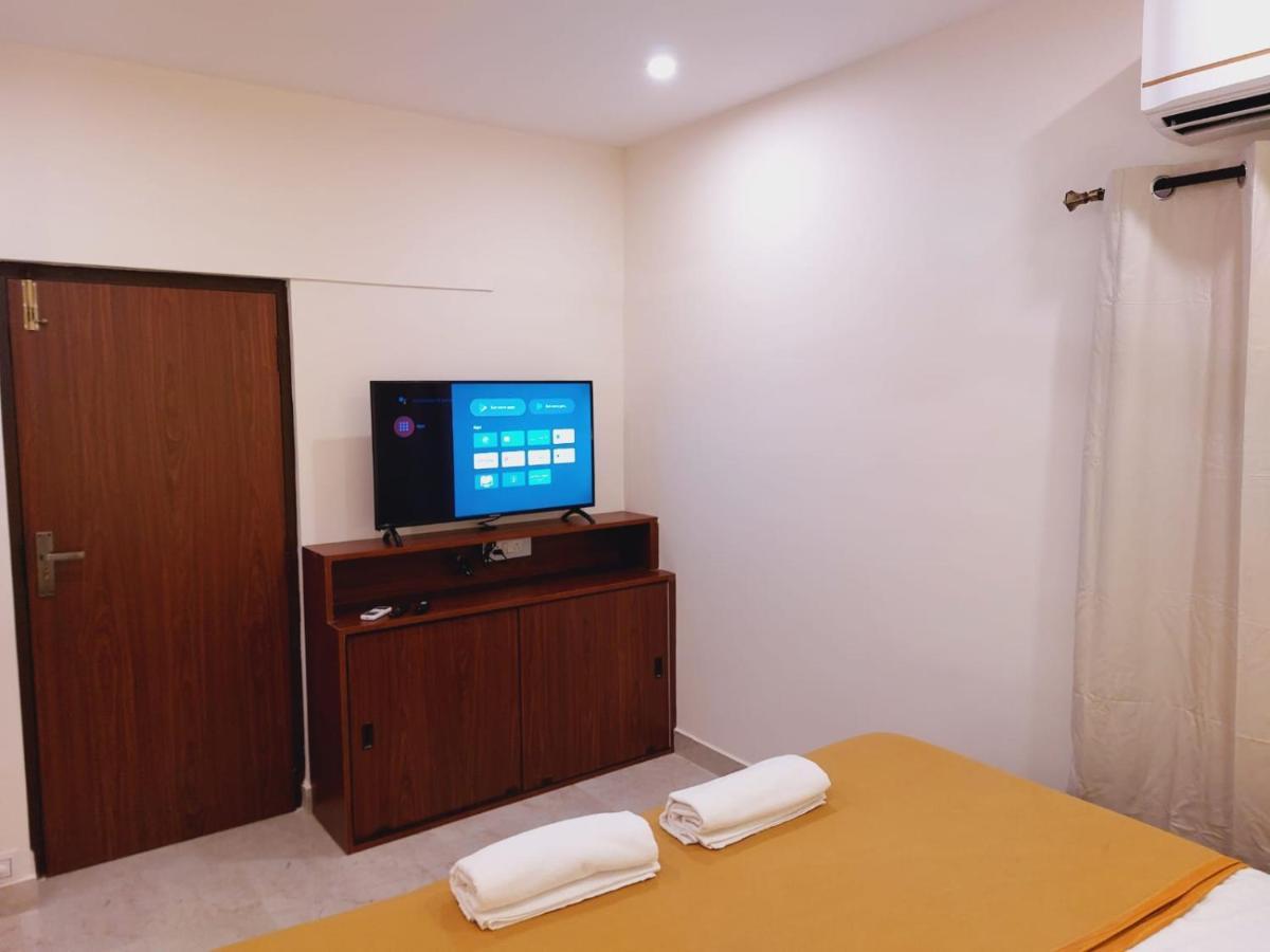 Chippy Residency Hotel Chennai Exterior photo
